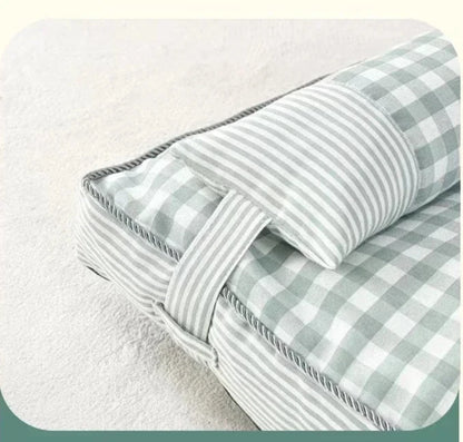 Comfortable Pet Bed with Pillow